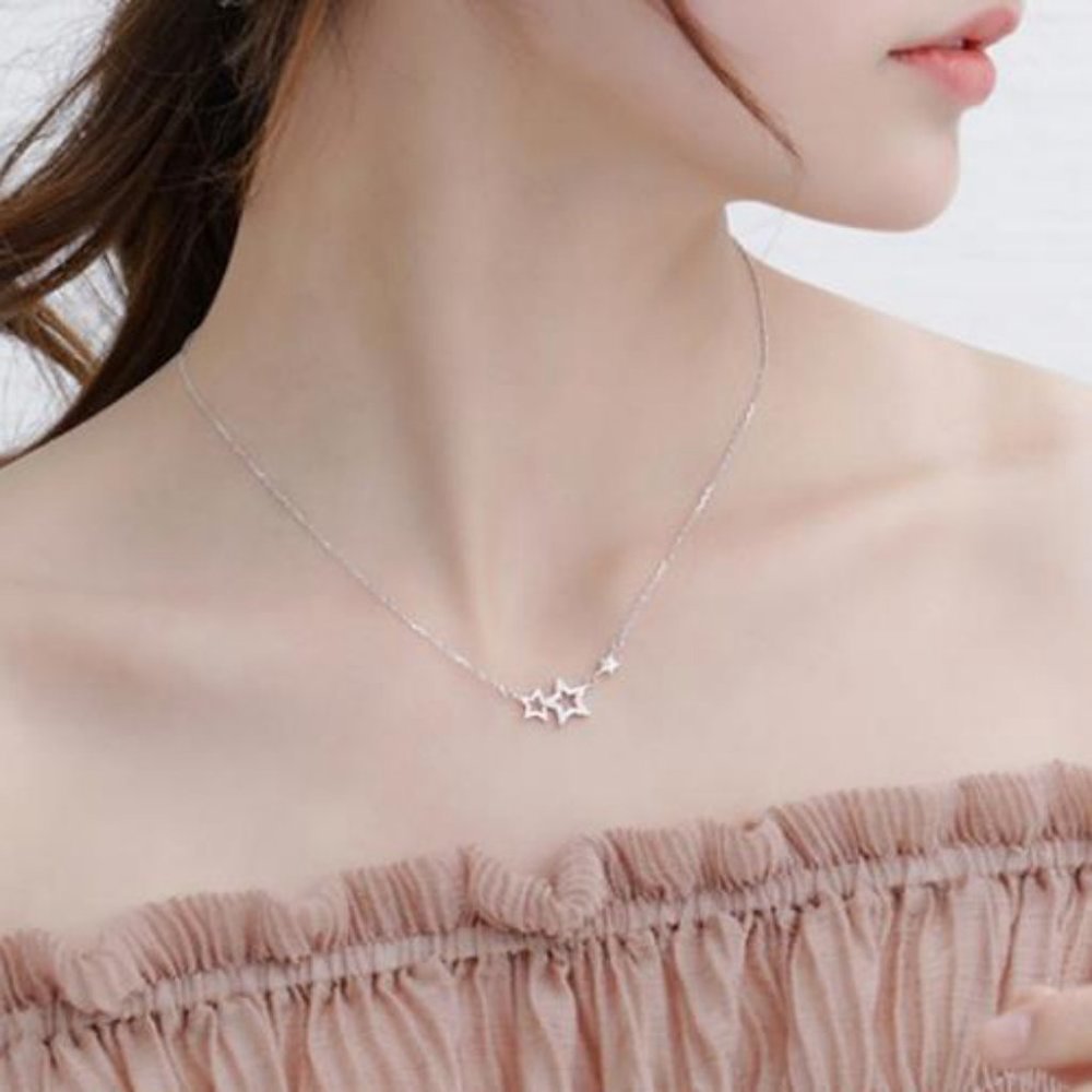NEW 925 Sterling Silver Diamond Star Necklace - Picture 2 of 8